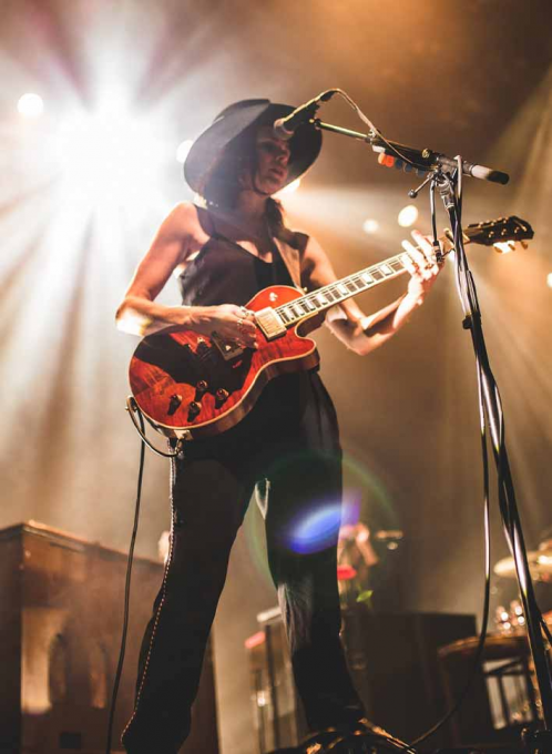 Suzanne Santo at Mercury Lounge